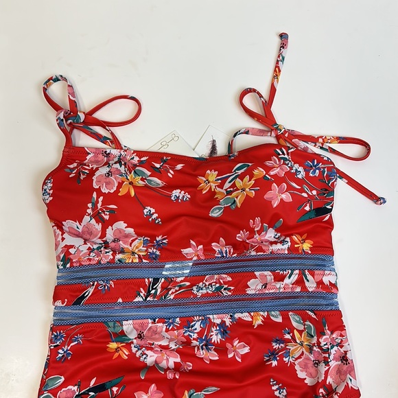 NWT Jessica Simpson chantilly lace pepper multi bathing suit - Picture 4 of 9